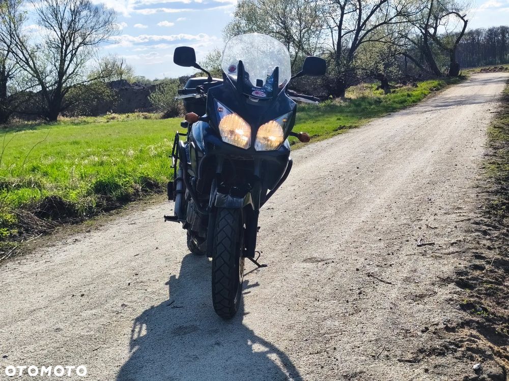 Suzuki V-STROM - 2