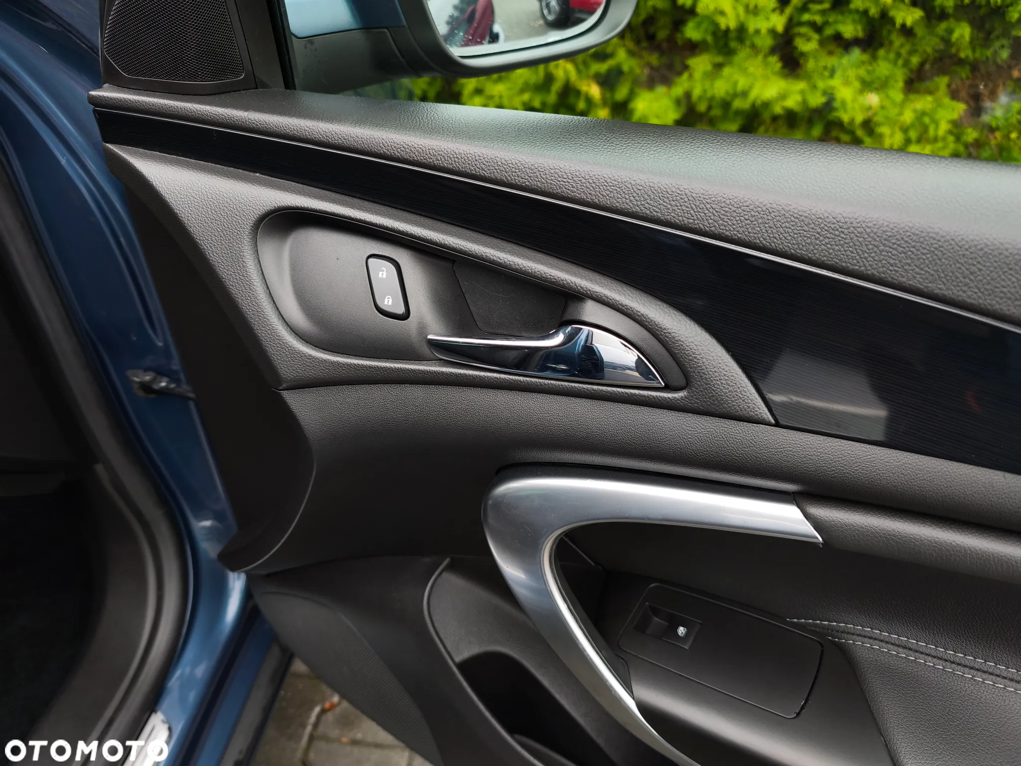 Opel Insignia - 17