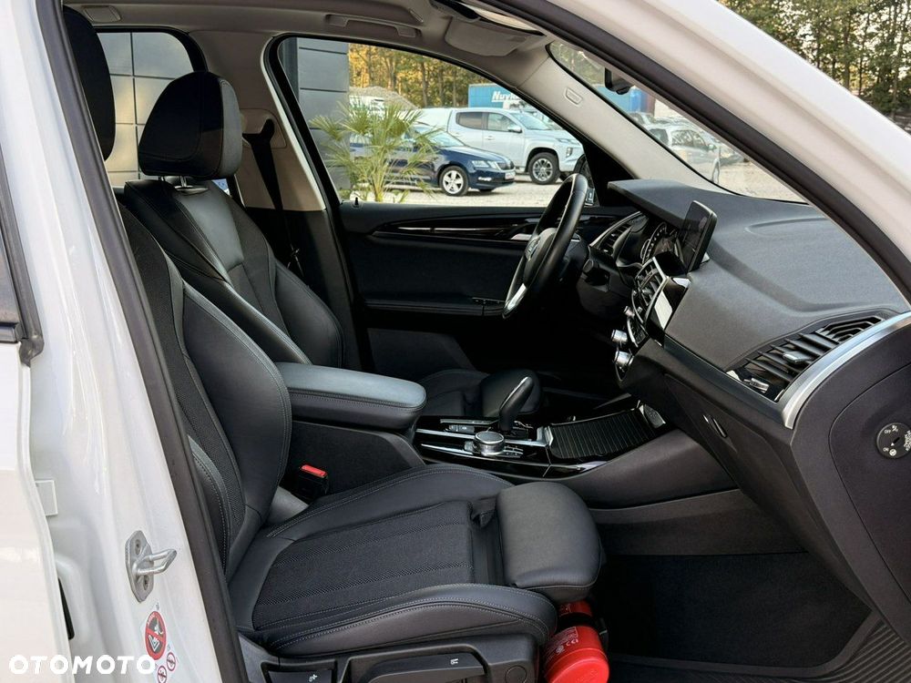 BMW X3 xDrive20d xLine - 22