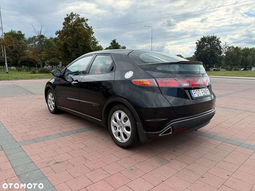Honda Civic 1.4 Comfort - 9
