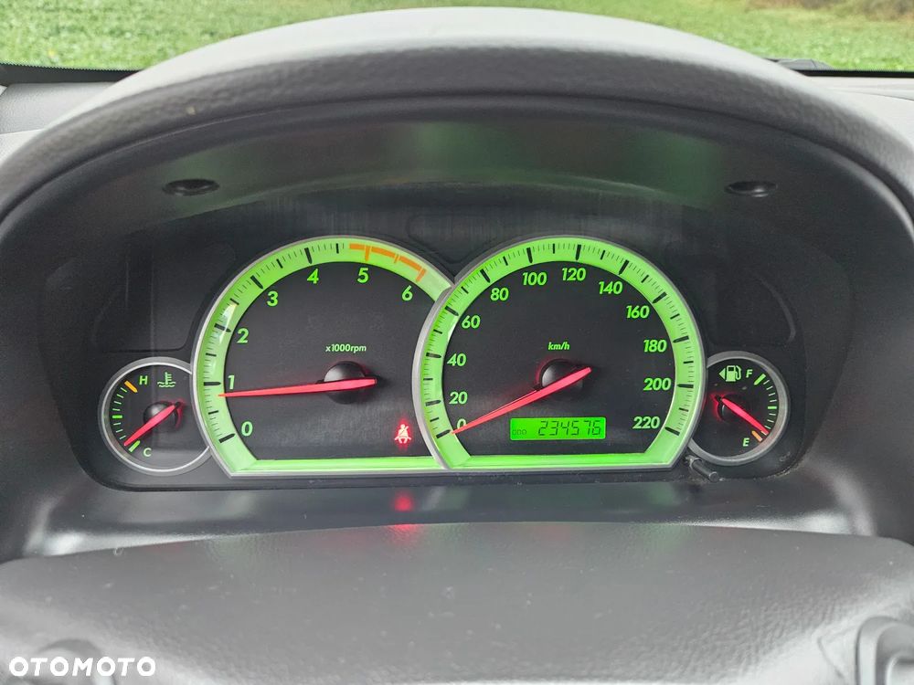 Chevrolet Captiva 2.0 4WD 5 Sitzer LT - 22