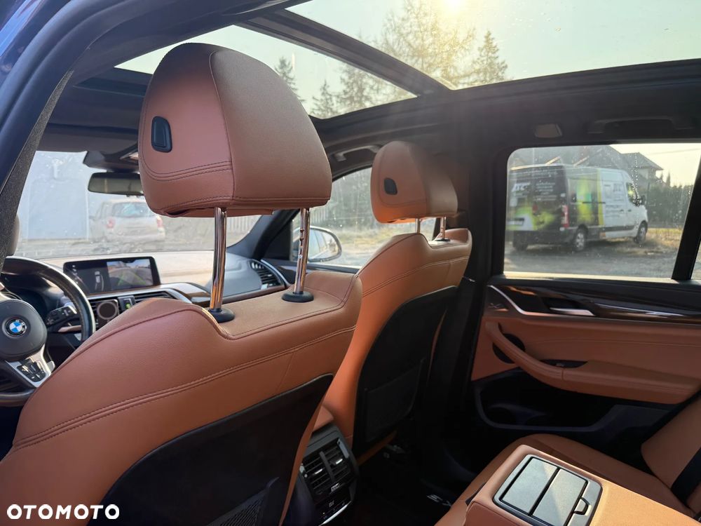 BMW X3 xDrive20d Luxury Line - 10