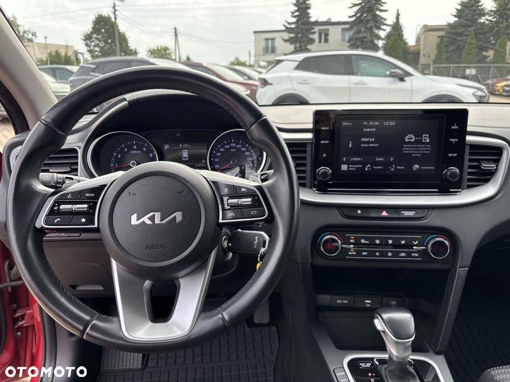 Kia Ceed 1.5 T-GDI M DCT - 14