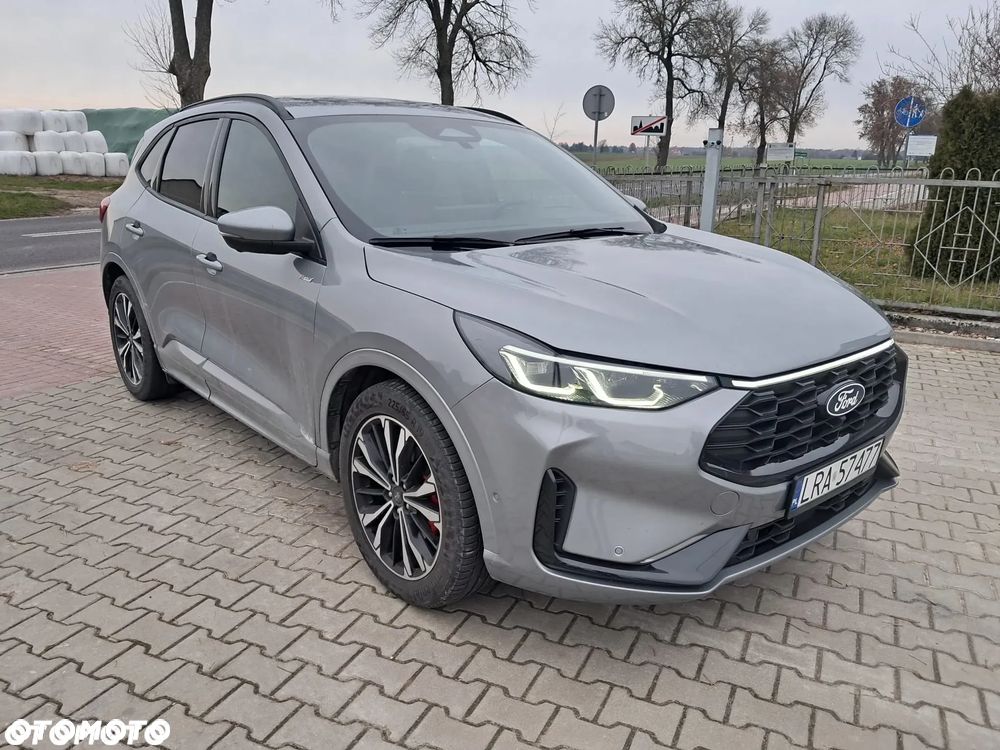 Ford Kuga 2.5 FHEV FWD ST-Line X - 2