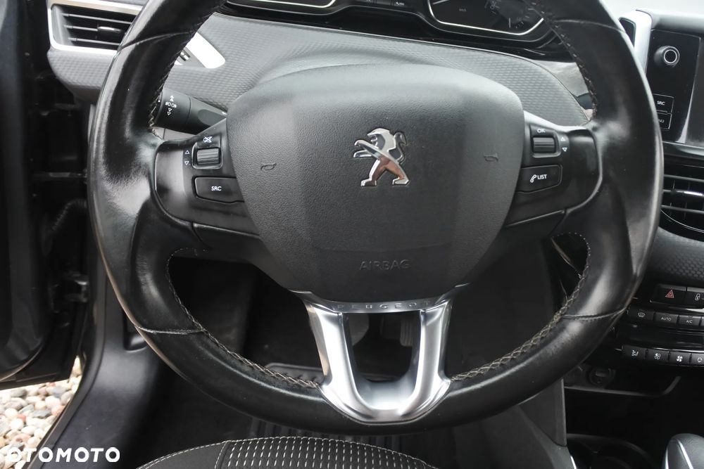 Peugeot 208 PureTech 110 Stop & Start EAT6 Allure - 22