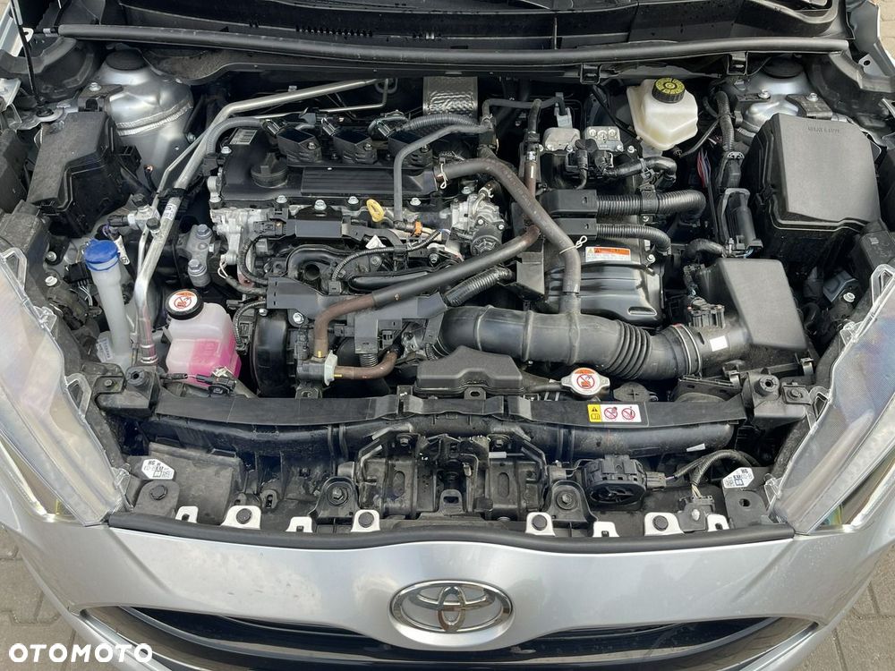 Toyota Yaris - 10