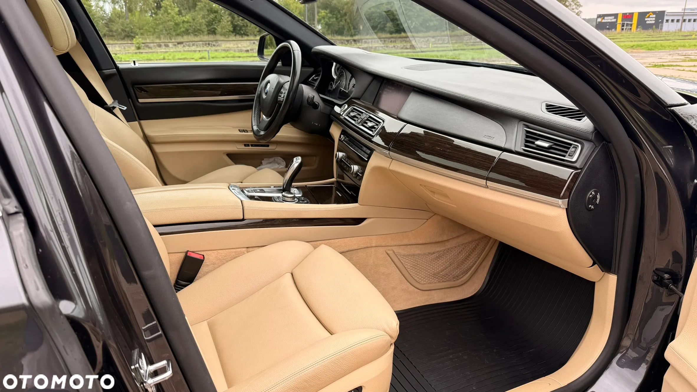 BMW Seria 7 730d - 23