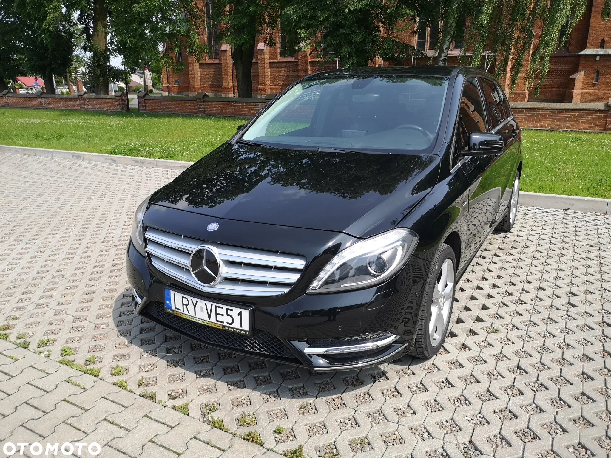 Mercedes-Benz Klasa B 180 AMG Line - 18