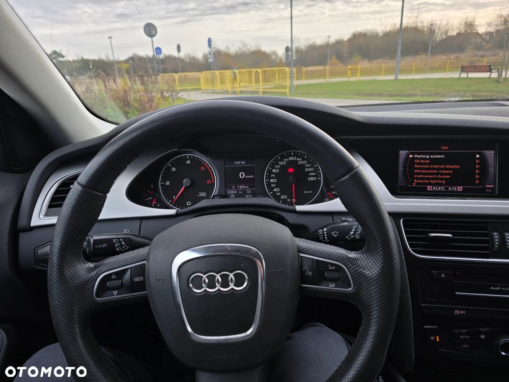 Audi A4 Avant 2.0 TDI - 11
