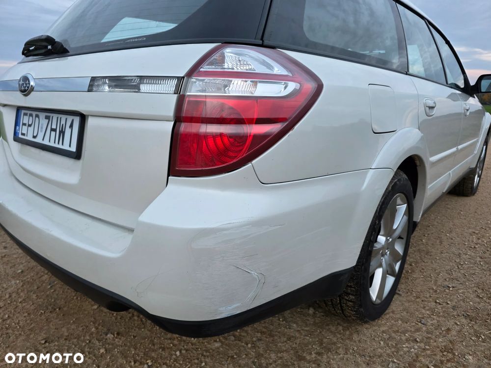 Subaru Outback - 36