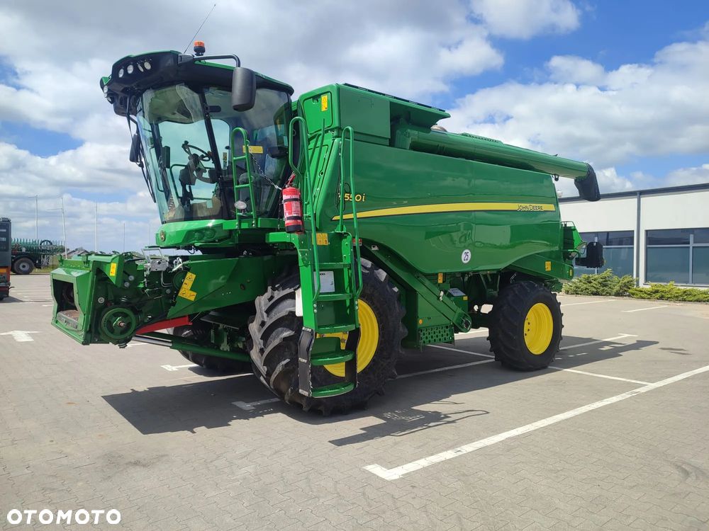 John Deere T550 - 8