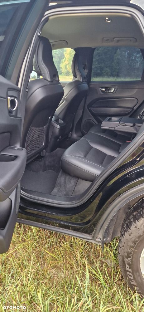 Volvo XC 60 T5 Momentum Pro - 9