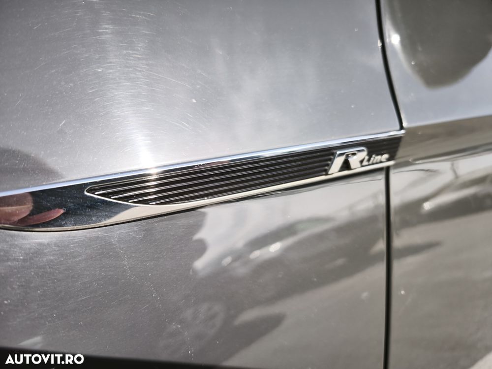 Volkswagen Passat 2.0 TDI DSG Comfortline - 30