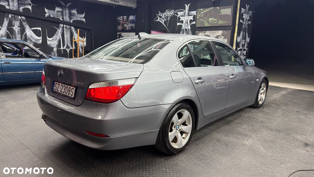 BMW Seria 5 525i - 17
