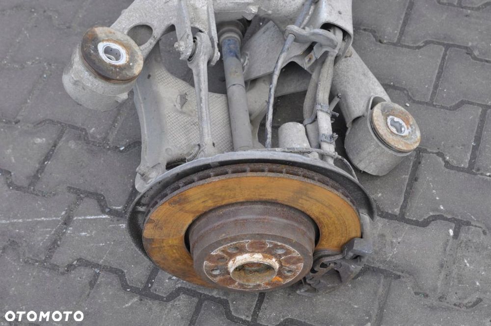 E65 4.8 V8 367KM ZAWIESZENIE TYŁ BELKA SANKI PÓŁOŚ - 2