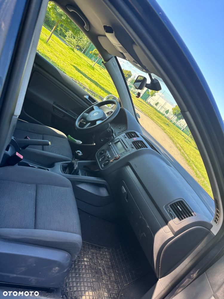 Volkswagen Golf 1.9 TDI Comfortline - 9