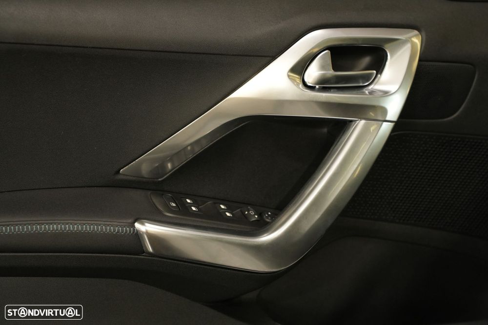 Peugeot 2008 1.5 BlueHDi Crossway EAT6 - 28