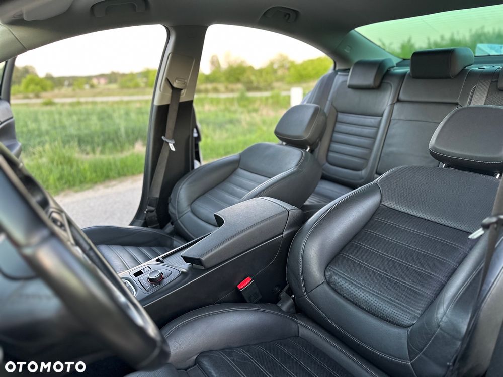 Opel Insignia - 33
