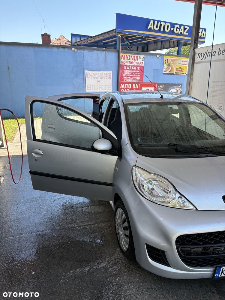 Peugeot 107 - 5
