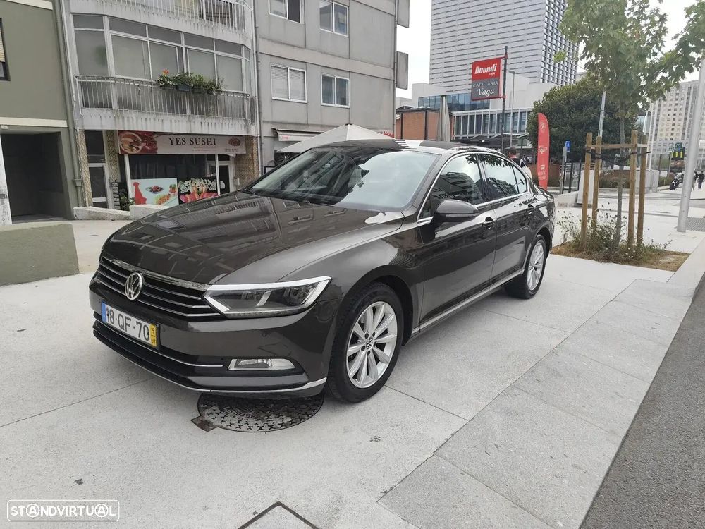 VW Passat 2.0 TDI Highline DSG - 1