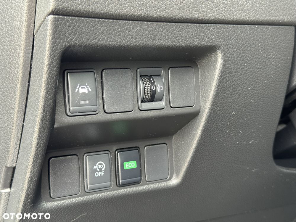 Nissan Qashqai 1.3 DIG-T N-Connecta DCT - 20