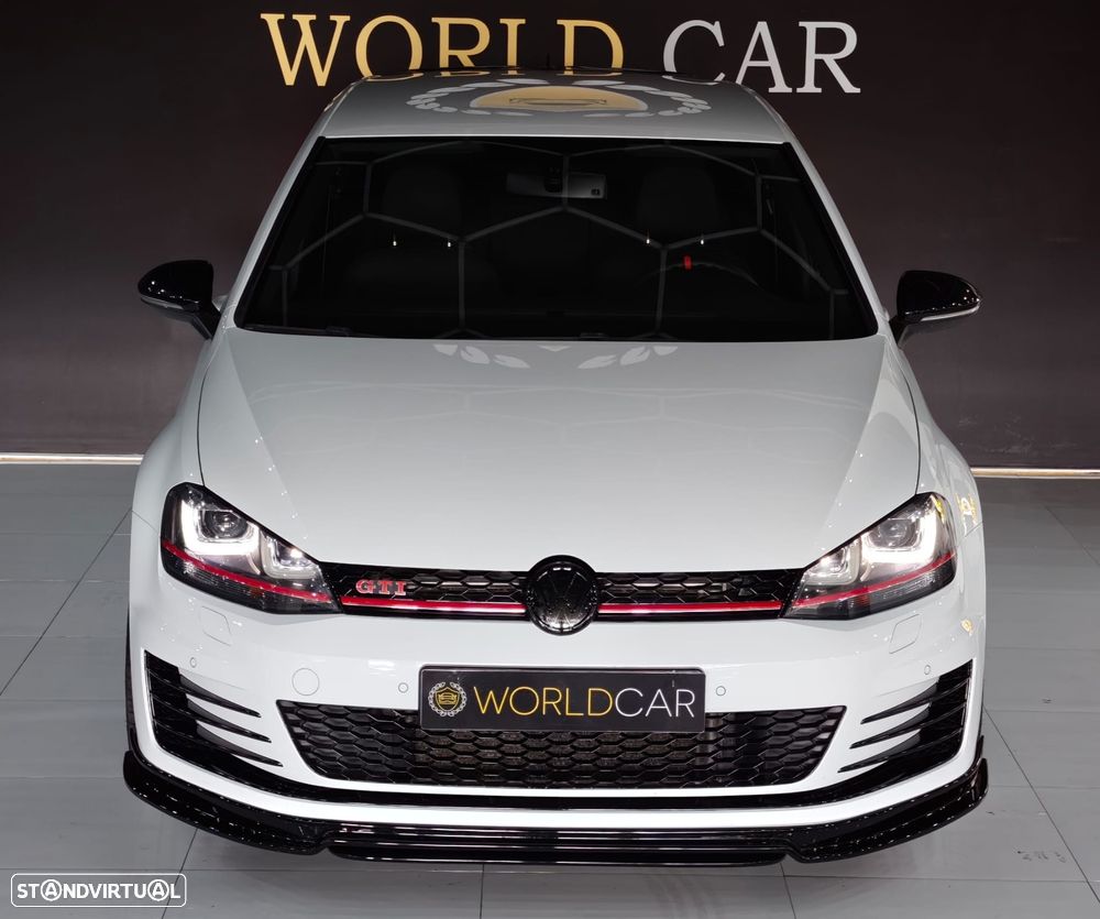VW Golf - 31