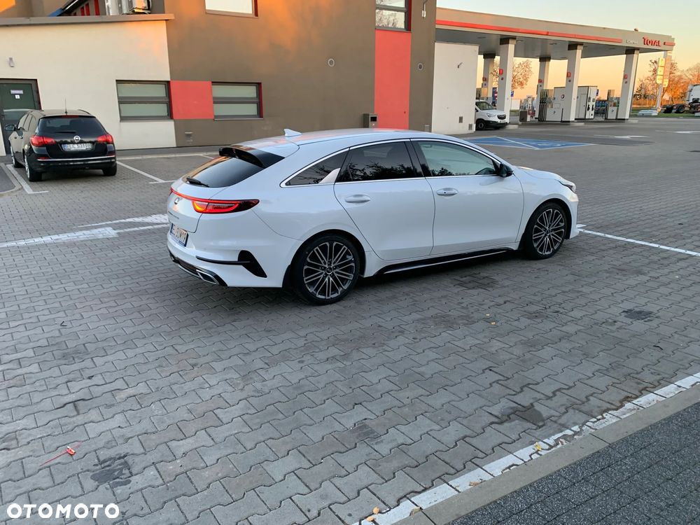 Kia ProCeed - 6