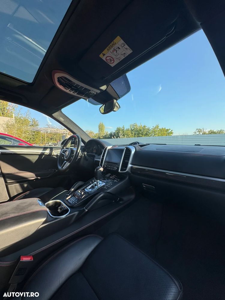 Porsche Cayenne 3.6 L GTS - 30
