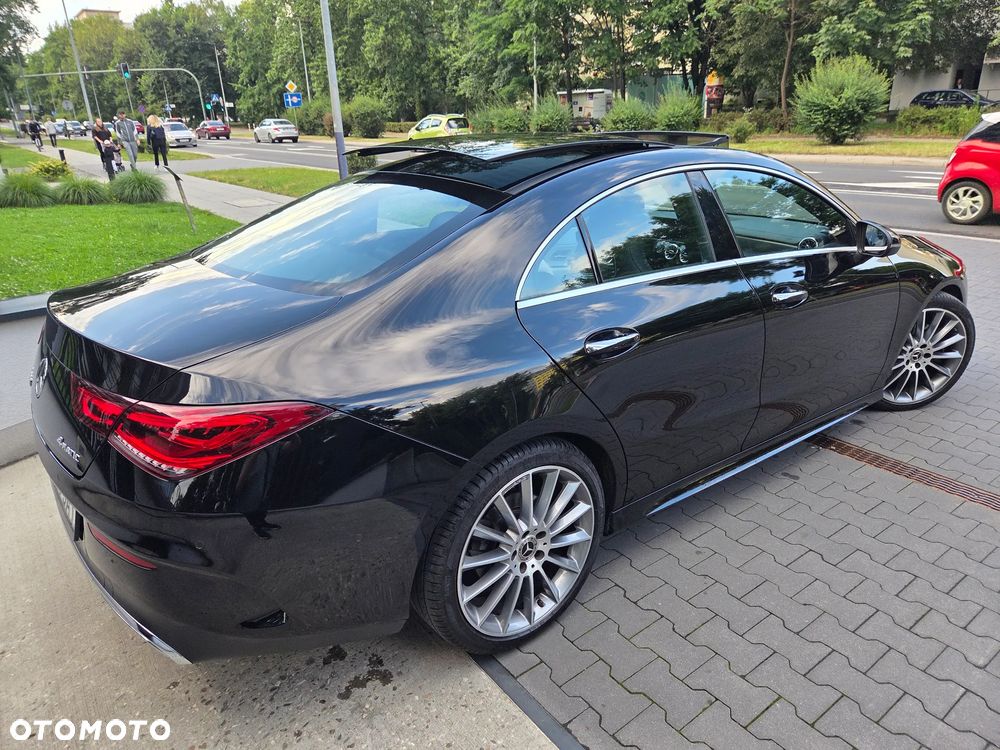 Mercedes-Benz CLA 220 4-Matic AMG Line 7G-DCT - 17