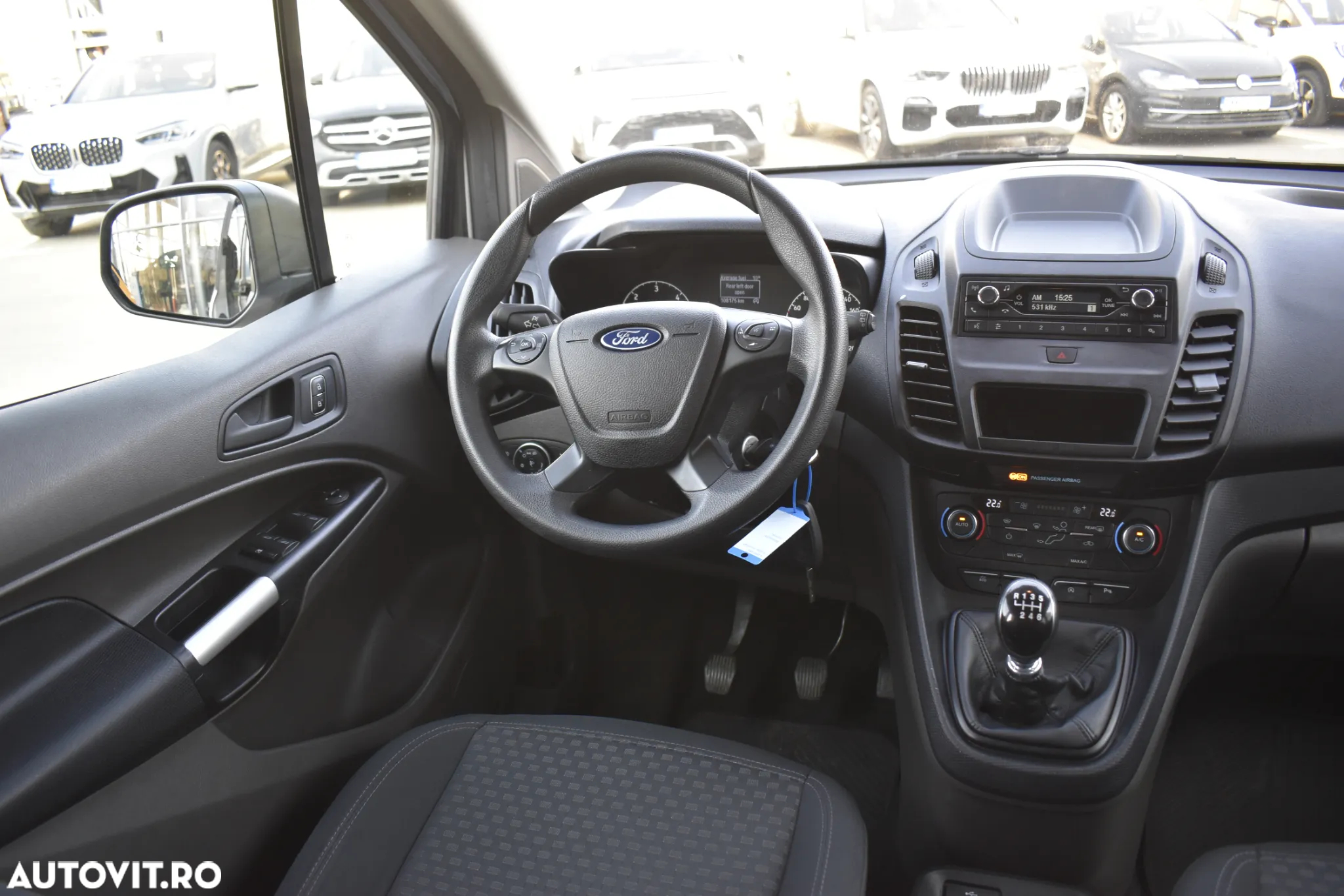 Ford Transit Connect - 14