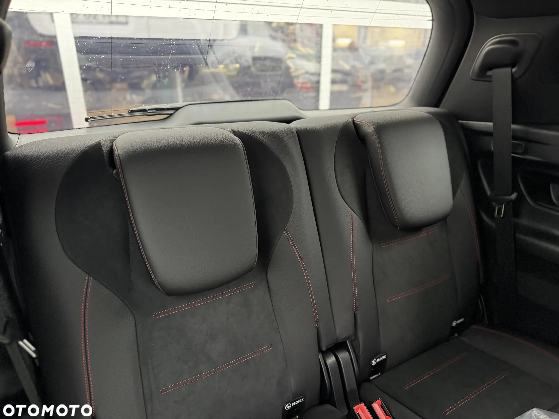 Mercedes-Benz GLB 200 d 4-Matic AMG Line 8G-DCT - 14