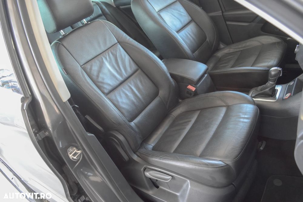 Volkswagen Tiguan 2.0 TDI DPF 4Motion BlueMotion Technology DSG Lounge Sport & Style - 18