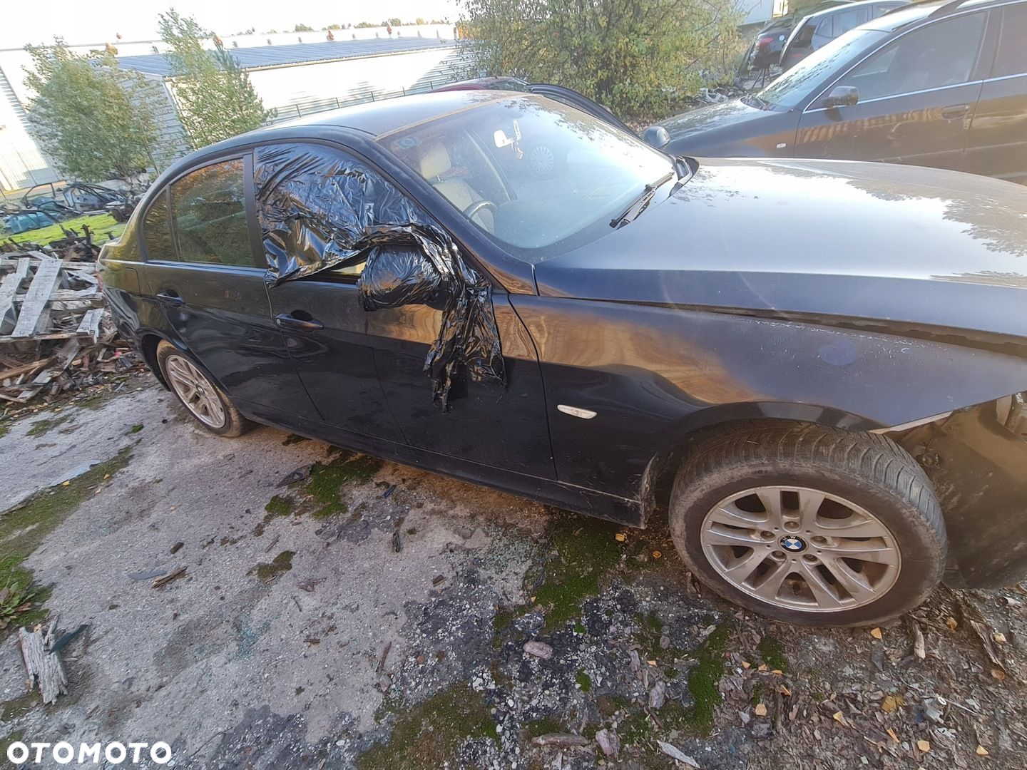 BŁOTNIK LEWY PRAWY PRZÓD BMW E90 MONACOBLAU A35 - 2