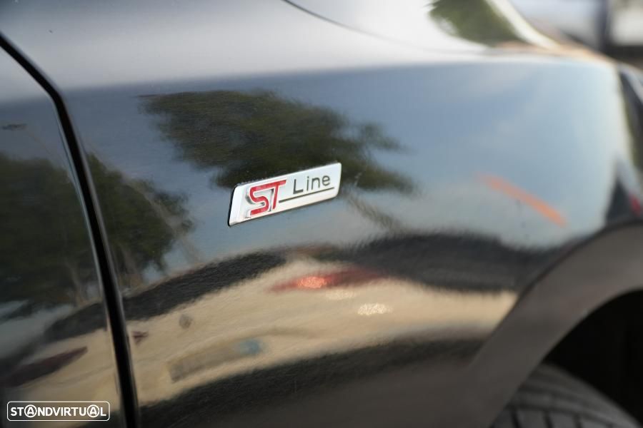 Ford Focus 1.0 EcoBoost MHEV ST-Line - 3