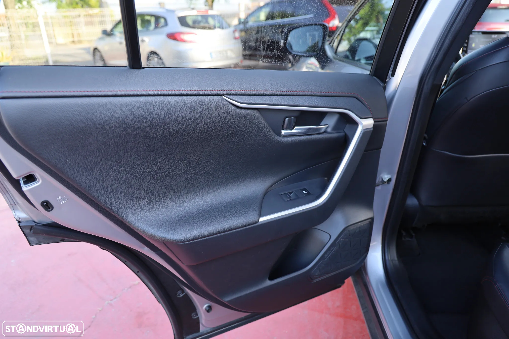 Toyota RAV4 2.5 HDF Exclusive +P.Luxury AWD-i - 15