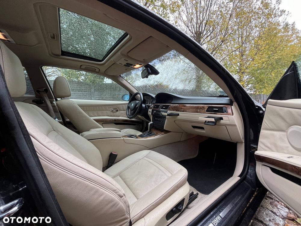 BMW Seria 3 325i - 10