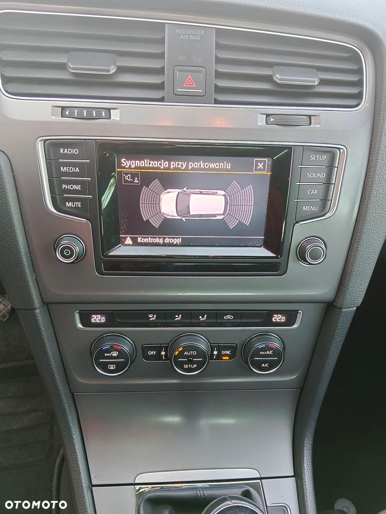 Volkswagen Golf 1.2 TSI BMT Start - 12