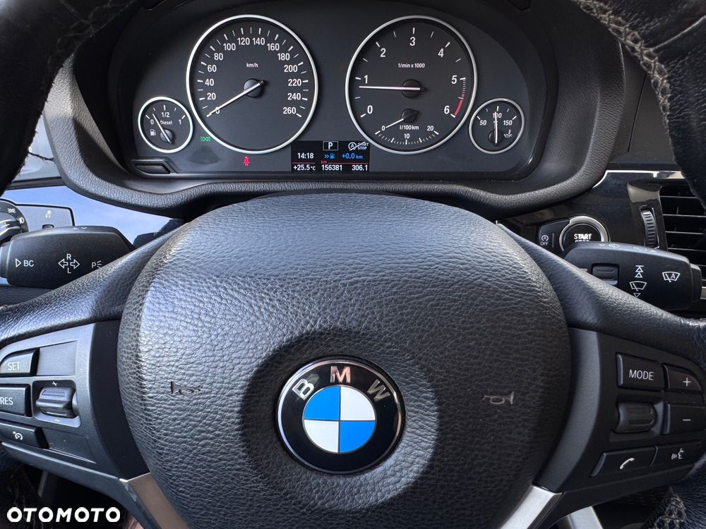 BMW X3 xDrive20d - 10