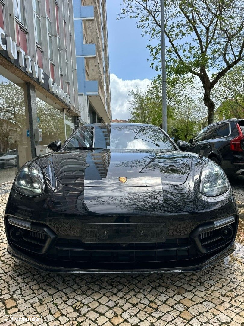 Porsche Panamera Sport Turismo 4 E-Hybrid - 13