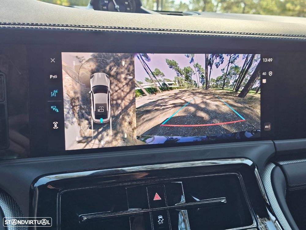 Porsche Panamera 4 E-Hybrid - 16