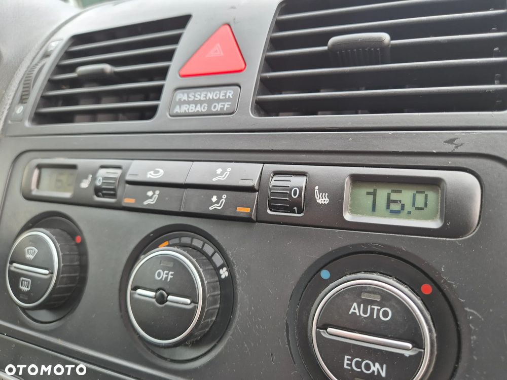 Volkswagen Touran 2.0 TDI United - 8