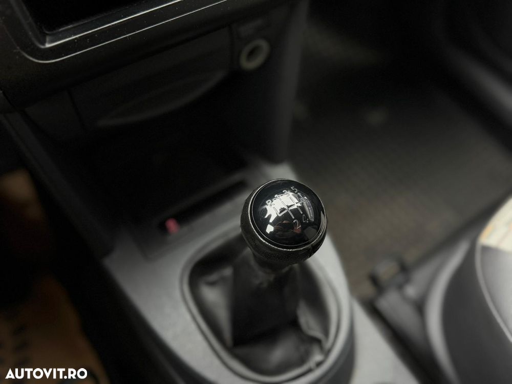 Volkswagen Caddy 1.6 TDI - 13