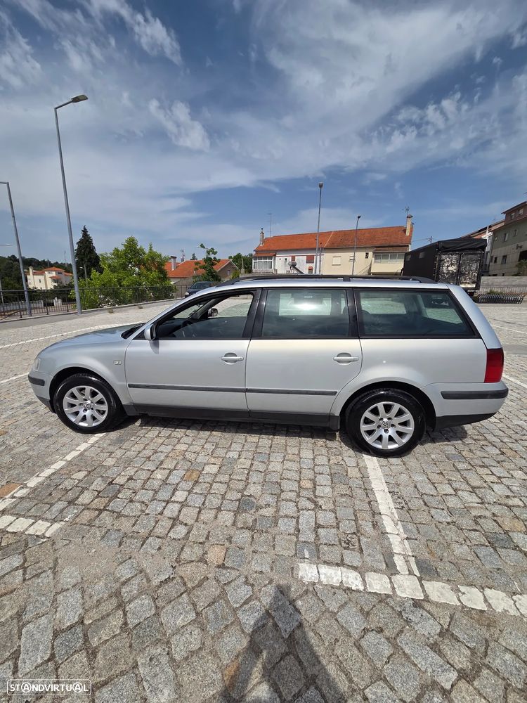 VW Passat Variant 1.9 TDi Confortline - 3