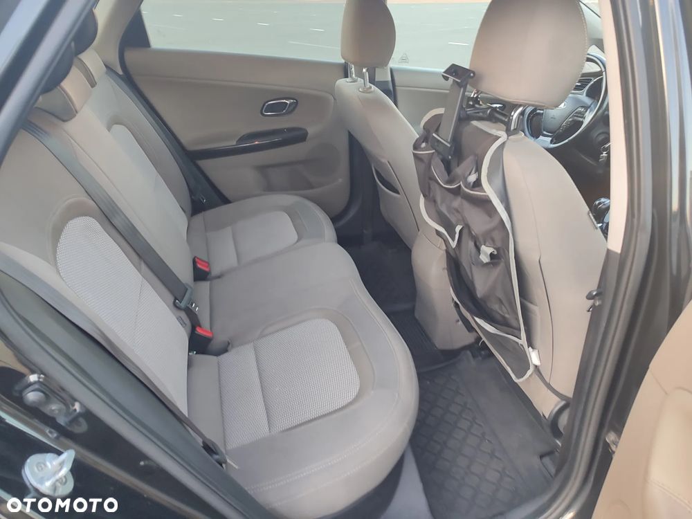 Kia Ceed 1.6 GDI Business Line - 9