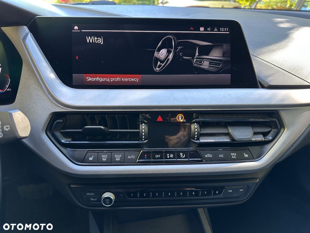 BMW Seria 1 118i Advantage - 12