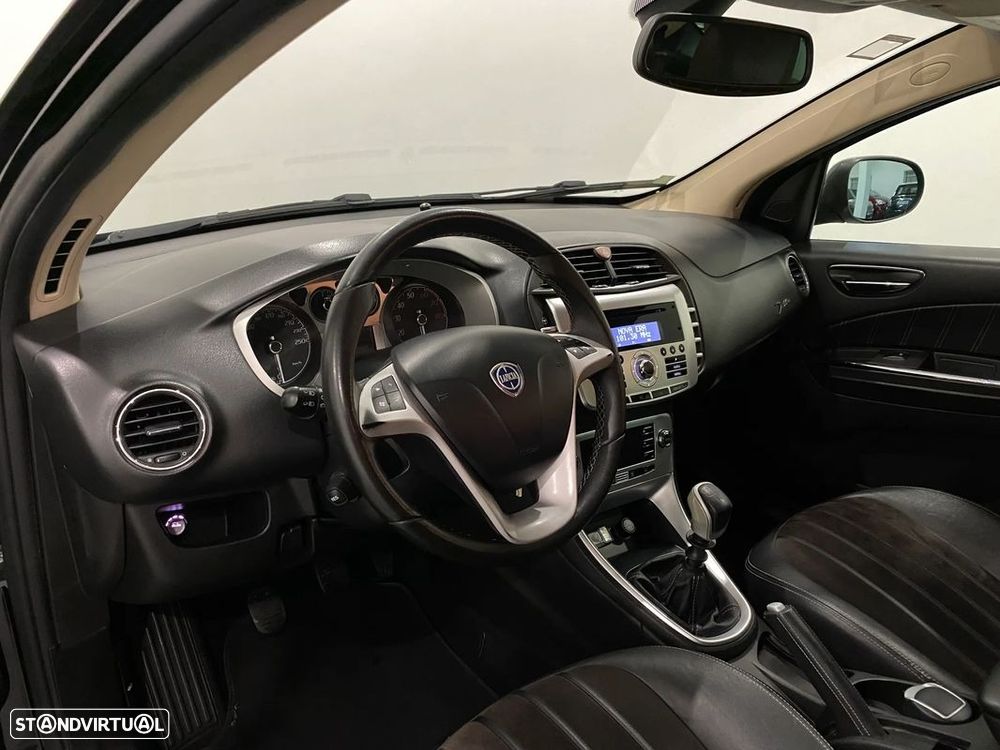 Lancia Delta 1.4 T-Jet Oro - 12