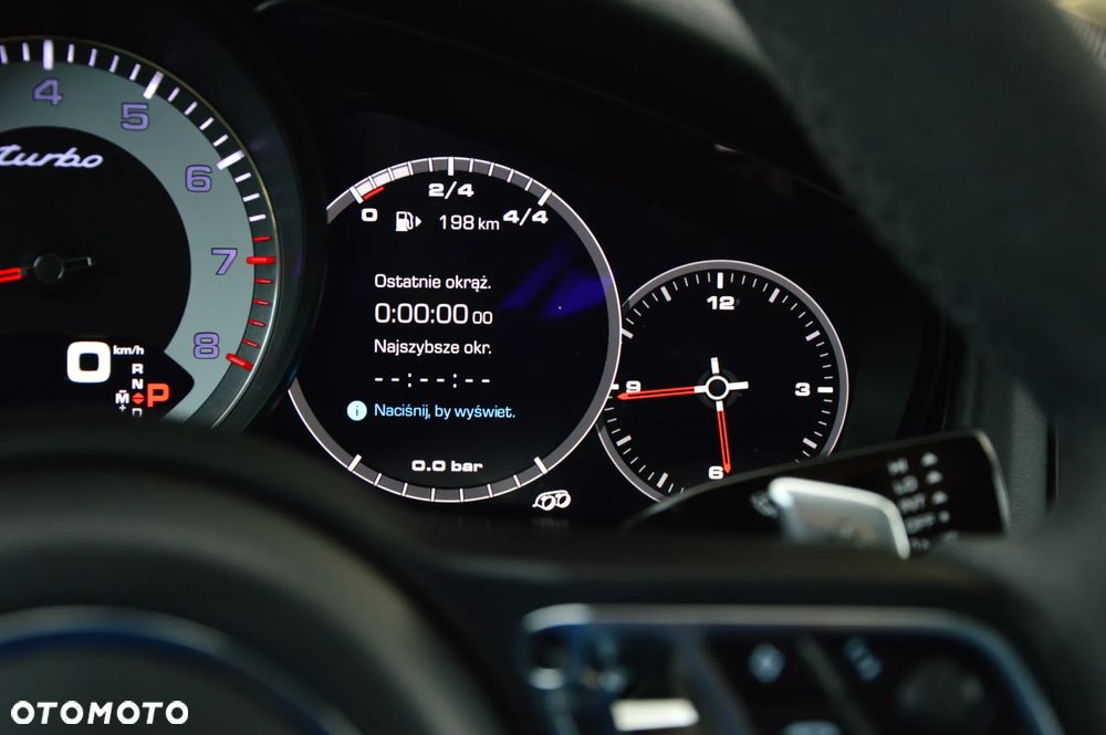 Porsche Panamera Turbo - 32