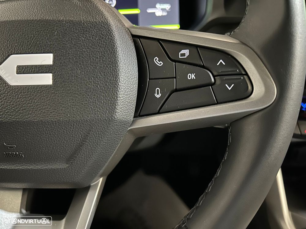 Dacia Bigster 1.8 Hybrid Journey - 34