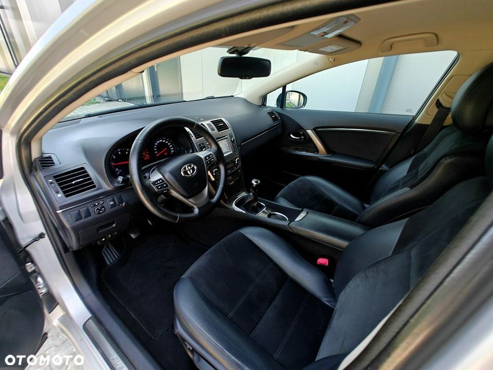 Toyota Avensis 2.0 D-4D Premium - 5