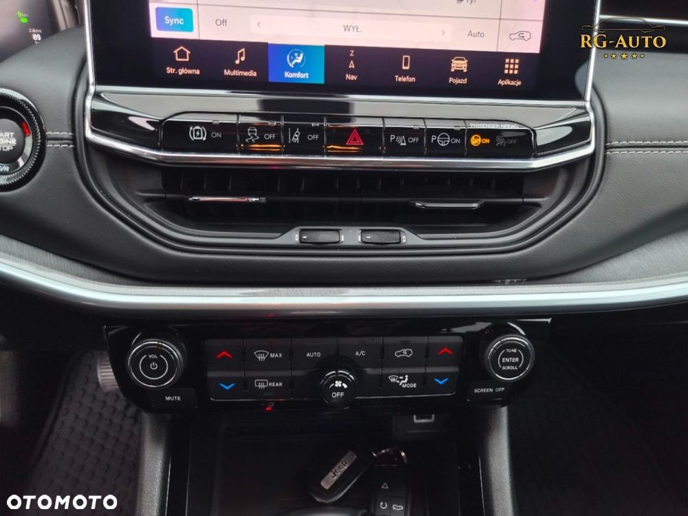 Jeep Compass - 25